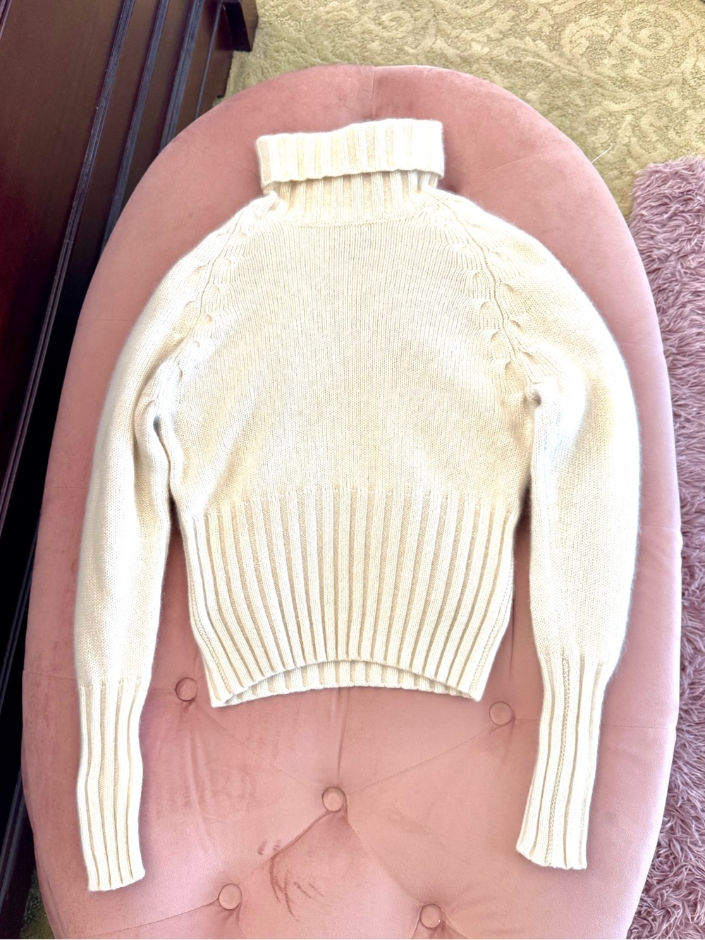 Vintage Banana Republic 100% Cashmere Crop Ivory Turtleneck Sweater Sz XS